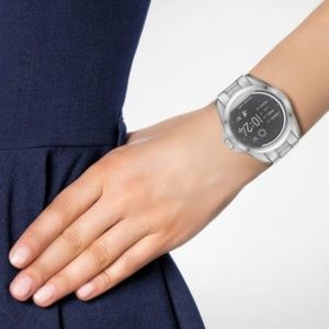 michael kors smartwatch mkt5000